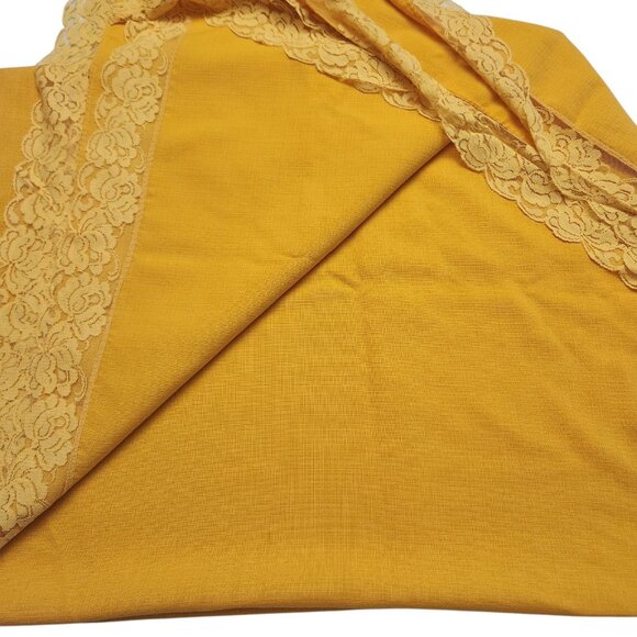 Vintage Mid Century Modern Tablecloth Danish 65 X 88 Inch Floral Lace Trim - Picture 2 of 6